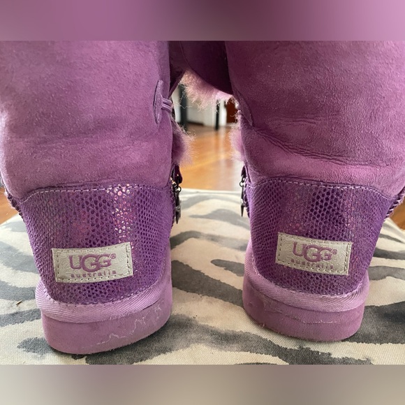 Lavendar UGG Boots adult size 5 - Picture 6 of 16